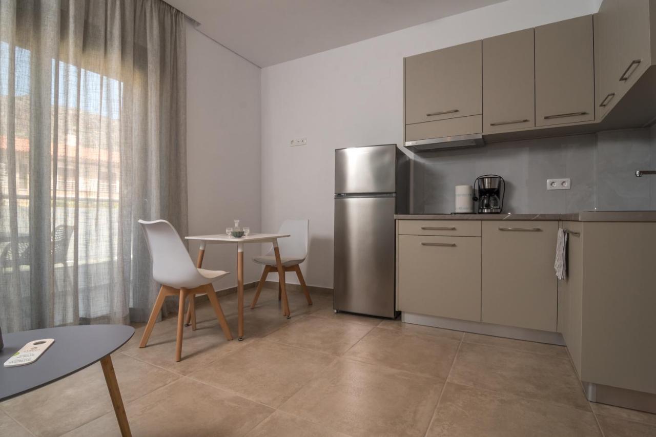 Evriali Comfort Living Палеохора Экстерьер фото